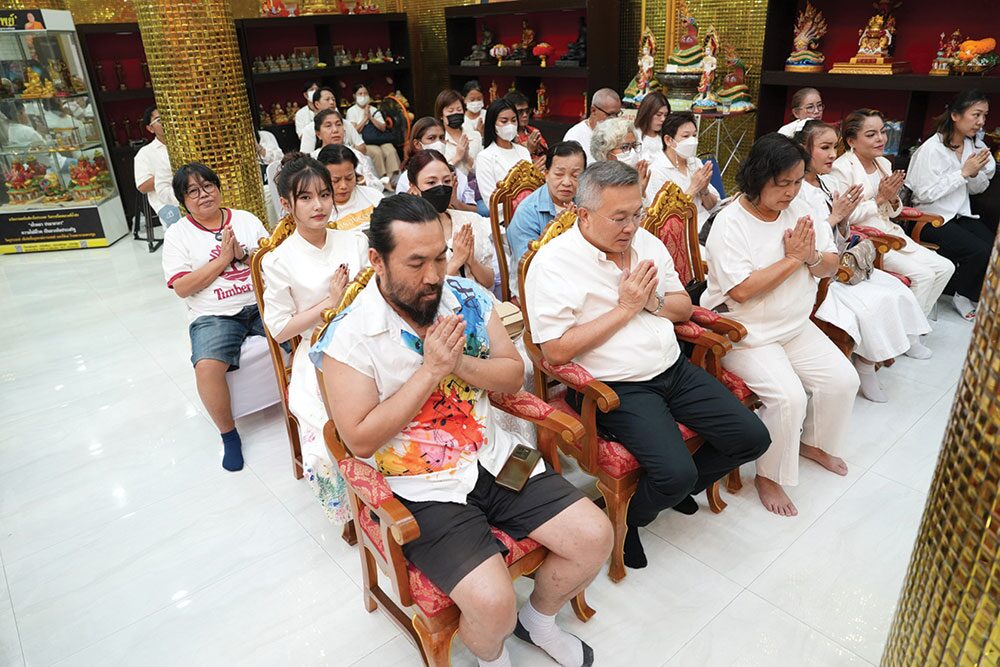 รายงานพิเศษ - ศิลปินดาราร่วมพิธีไหว้ครู 20ปีหลวงพ่อพูลละสังขาร