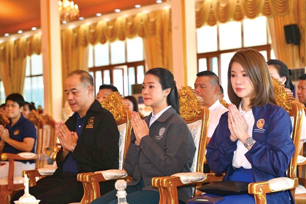 ข่าวสดพระเครื่อง - ‘องค์การตลาด’แบ่งปันสุข เยี่ยมครัวเรือนผู้ป่วยติดเตียง