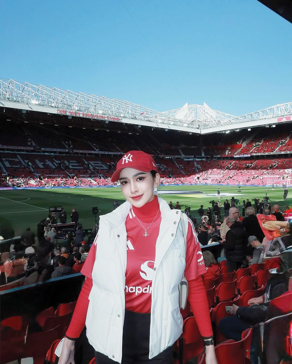 ซุปตาร์บันเทิง - ‘โบนัส’ซีอีโอสาวสู่นักร้อง สานฝันศิลปินปล่อย‘ขโมยดวง’