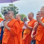 พระโสภณธรรมวงศ์ มอบพระโครงการสร้างพระพุทธรูปมอบ รร. รพ. สถานที่ราชการ