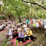 ประชาชนทำบุญ วันวิสาขบูชา วัดชลประทานรังสฤษดิ์ บรรยากาศเต็มไปด้วยความสงบ-ศรัทธา