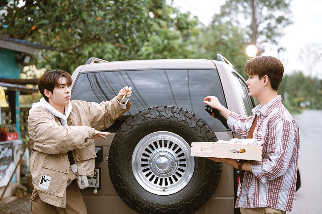 เสาร์สด - ‘เซ้นต์’หวนจอวายคู่‘ภูม’ เสิร์ฟฮา‘หวานใจผู้ใหญ่จอม’