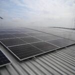 PEA ติดตั้งระบบผลิตไฟฟ้า Solar Rooftop ให้โรงพยาบาลลำปาง ลดค่าไฟฟ้าได้ 3 ล้านบาท/ปี