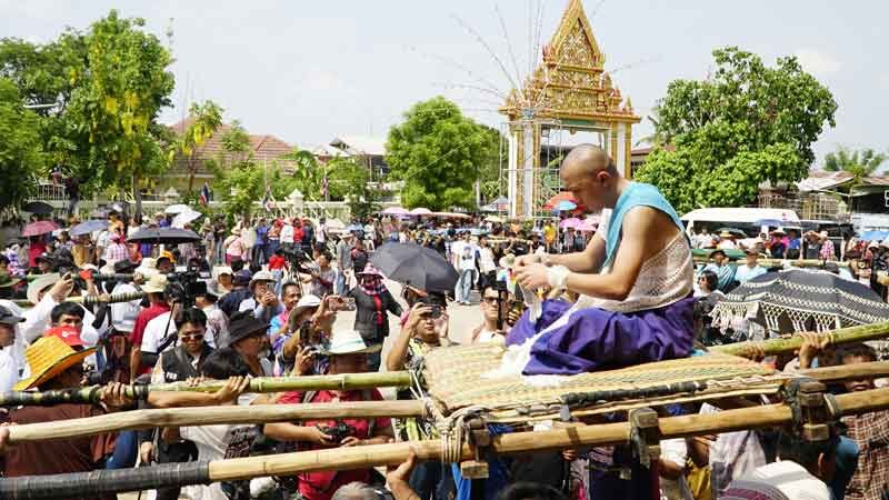 หนึ่งเดียวในโลก แห่นาคโหด สุดเร้าใจ ลุ้นระทึกทุกฝีก้าว นาคตกแคร่ คึกคักสุดในรอบปี