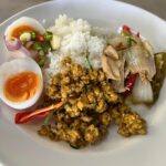 ชวนลองชิม มื้อเด็ด ข้าวแกงบุฟเฟ่ต์ อิ่มไม่อั้น ราคาประหยัด รสชาติอร่อยทุกเมนู