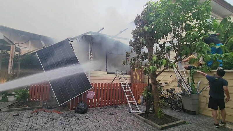 Fire devastates solar battery storage in Ayutthaya home | News by Thaiger