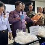 จับหนุ่มไทย หิ้วกระเป๋าซุกเฮโรอีน 17.6 กิโล มูลค่า 61 ล้าน เตรียมส่งปลายทาง จ.สงขลา 