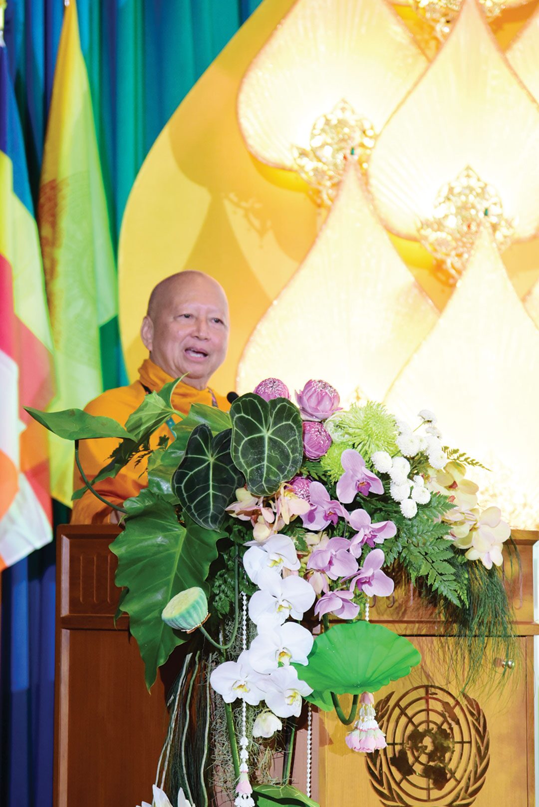 ข่าวสดพระเครื่อง - พิธีเฉลิมฉลองวันวิสาขบูชา คณะสงฆ์-ผู้นำศาสนาร่วม