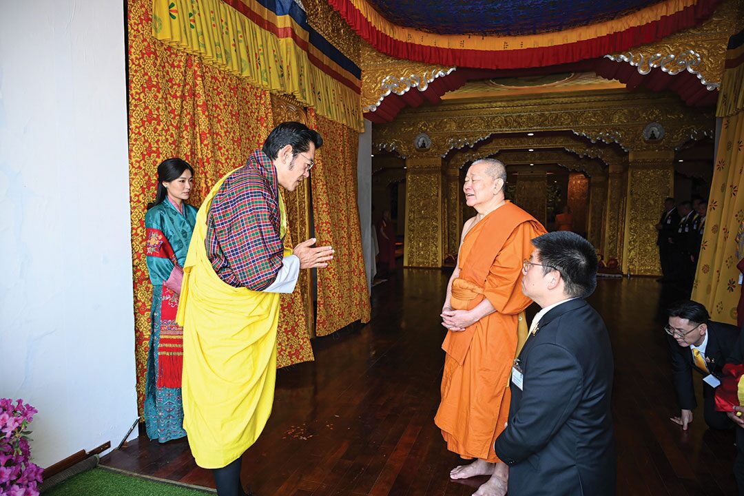 ข่าวสดพระเครื่อง - สงฆ์ไทยกระชับสัมพันธ์ภูฏาน ร่วมพิธีเจริญพุทธมนต์ถวายพร