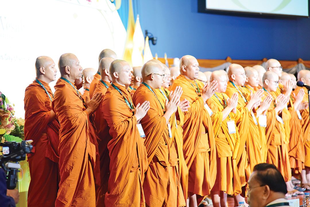 ข่าวสดพระเครื่อง - พิธีเฉลิมฉลองวันวิสาขบูชา คณะสงฆ์-ผู้นำศาสนาร่วม