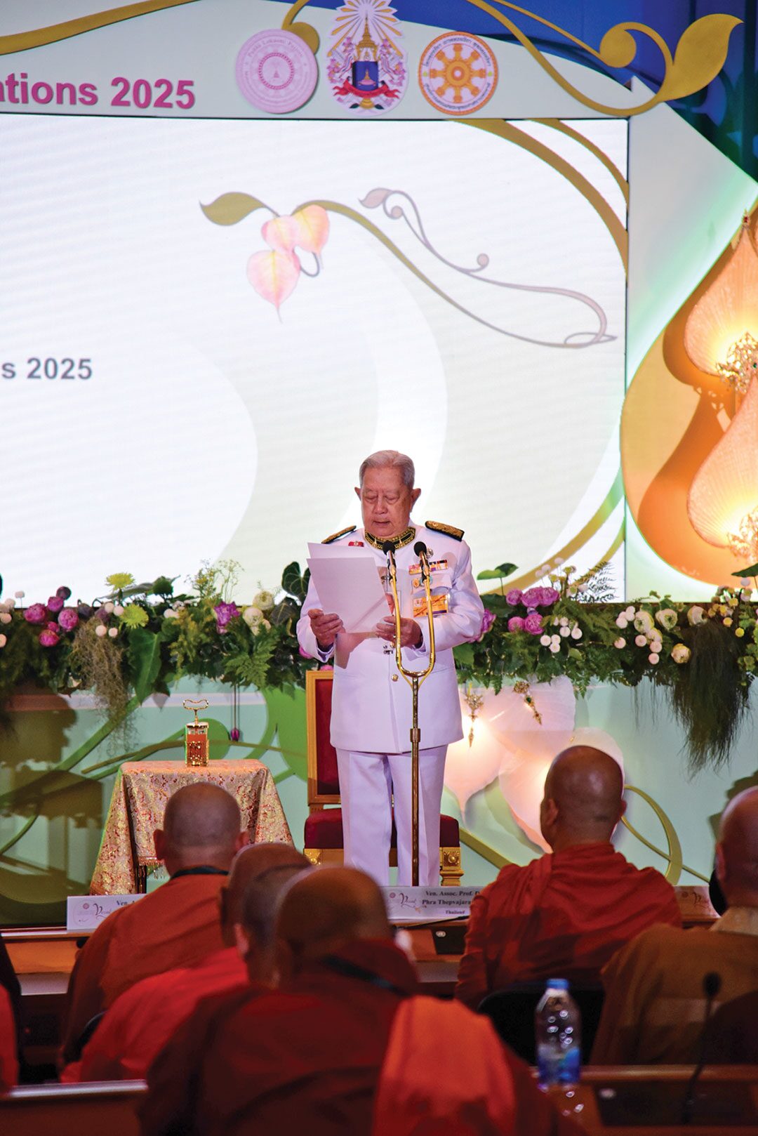 ข่าวสดพระเครื่อง - พิธีเฉลิมฉลองวันวิสาขบูชา คณะสงฆ์-ผู้นำศาสนาร่วม