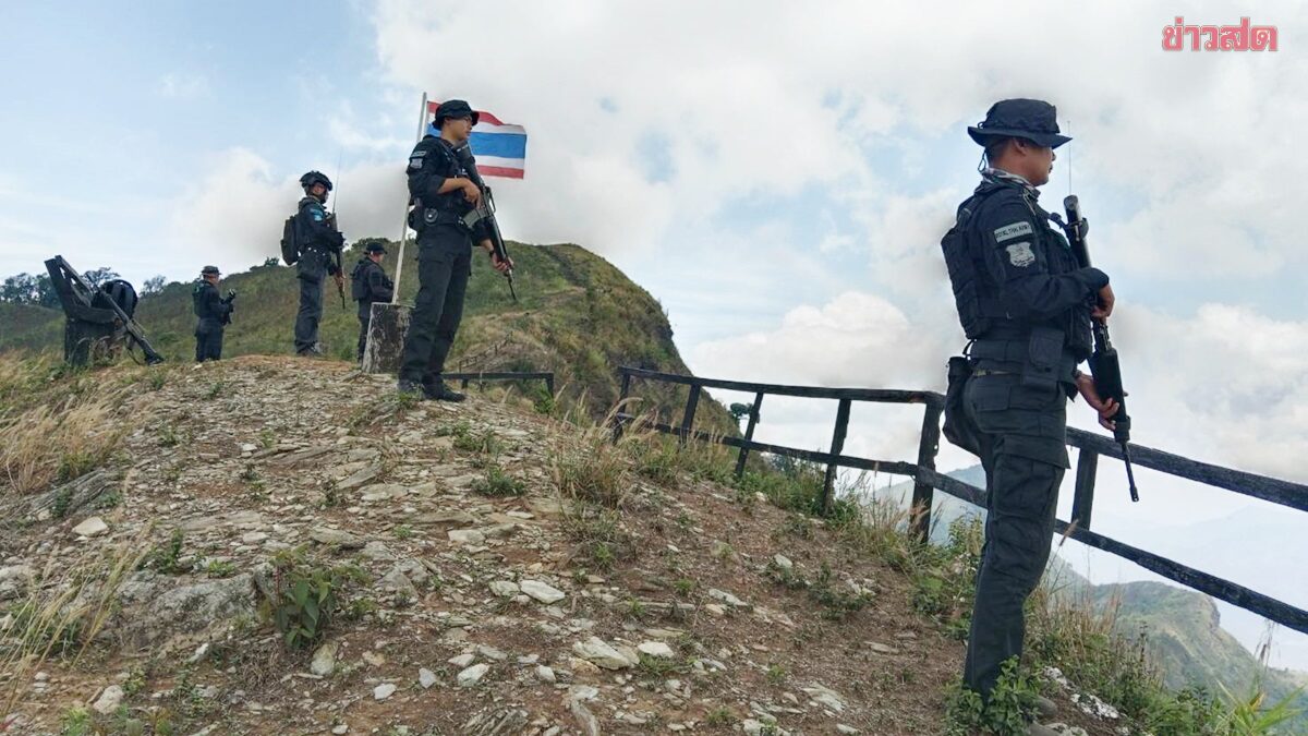กระสุนตกฝั่งไทย ฐานทหารลาวถูกโจมตีหลายจุดตรงข้ามเวียงแก่น ทหารเฝ้าระวังเข้ม