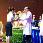 ราชวิทยาลัยจุฬาภรณ์ จัด พิธีมอบเสื้อกาวน์และปฎิญาณตน นักศึกษาแพทย์ ปี 5 รุ่นที่ 2