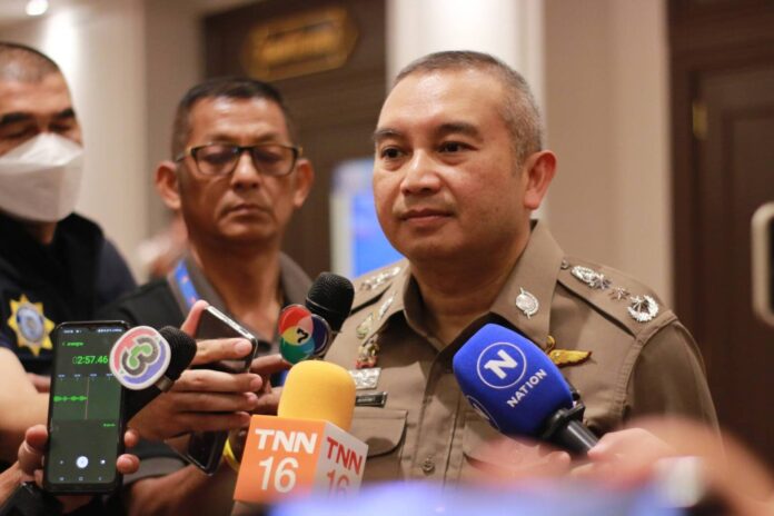 พล.ต.ท.อาชยน ไกรทอง โฆษกสำนักงานตำรวจแห่งชาติ
