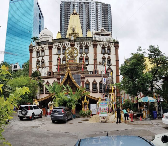 เที่ยววัดวันหยุด