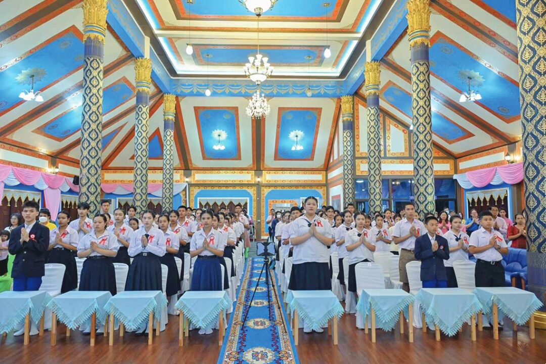 รายงานพิเศษ - 24 เยาวชนรับโล่กรมสมเด็จพระเทพฯ ประกวดบรรยายธรรม