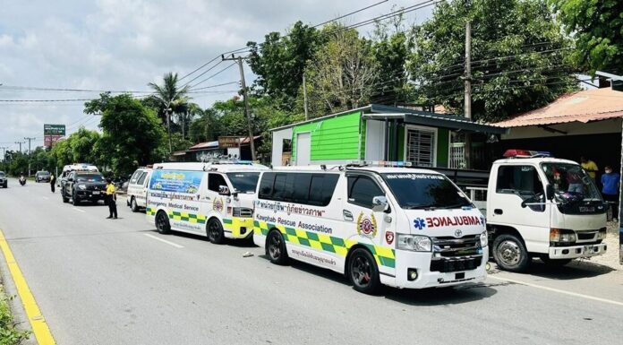 Tragic collision on Highway 1086 leaves woman dead, son injured | News by Thaiger