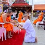 วัดอินทรวิหาร บางขุนพรหม จัดปฏิบัติธรรม เฉลิมพระเกียรติ สมเด็จพระนางเจ้าฯ พระบรมราชินี