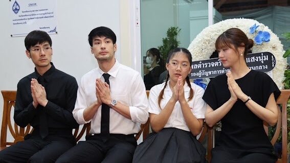 คุณแม่งามทิพย์