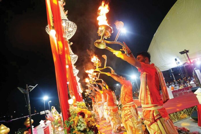 รายงานพิเศษ