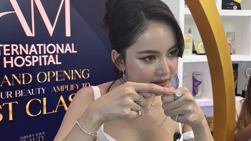 โบว์ เมลดา