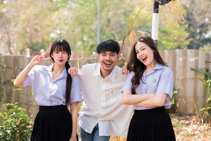 จับกระแสลูกทุ่ง - ‘เน็ค นฤพล’เศร้าภาคต่อ ‘อ้ายบ่ควรถึกฮัก’เฉียดชีวิตจริง