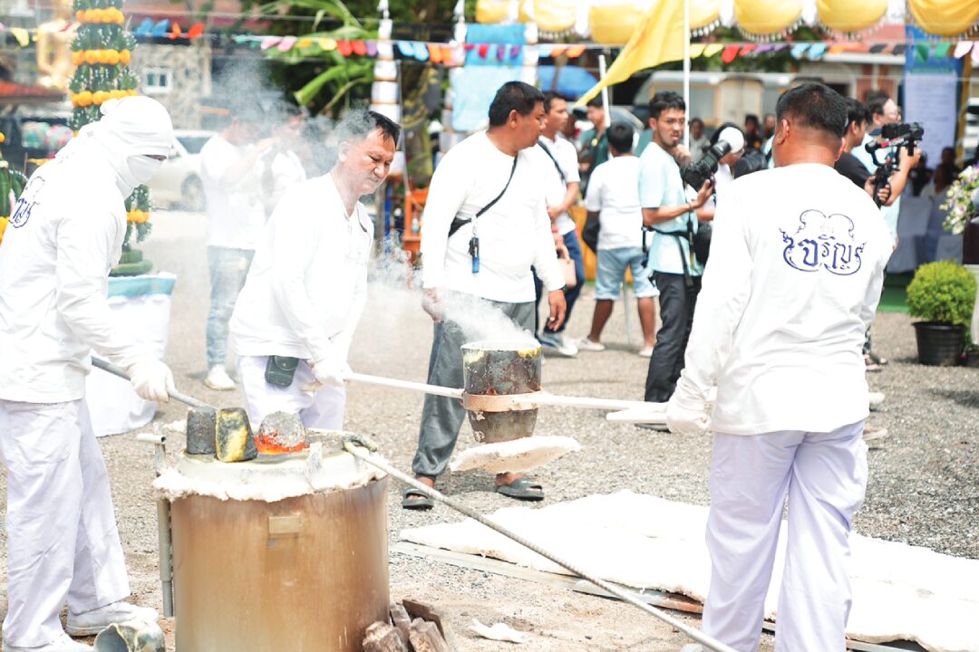 ข่าวสดพระเครื่อง - วัตถุมงคล‘หลวงพ่อประสูติ’ รายได้สมทบสร้างรพ.ชุมชน