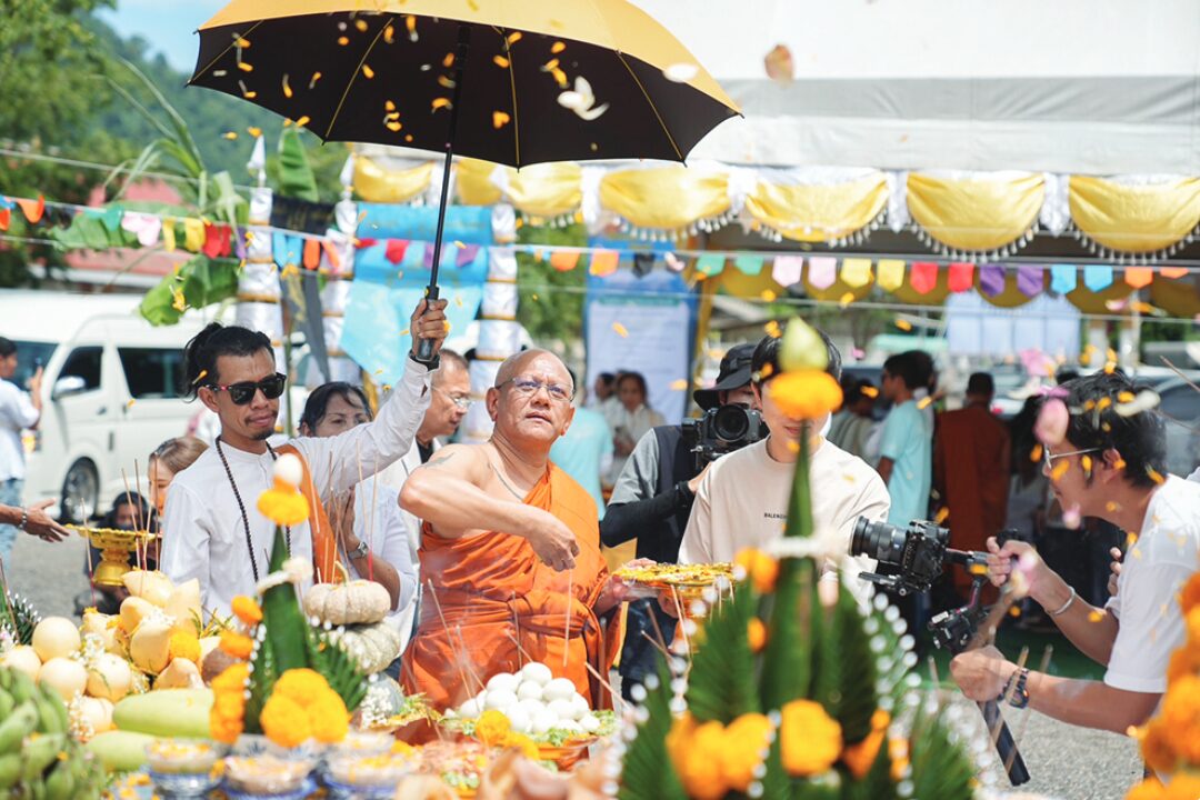 ข่าวสดพระเครื่อง - วัตถุมงคล‘หลวงพ่อประสูติ’ รายได้สมทบสร้างรพ.ชุมชน