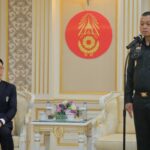 มทภ.2 รับมอบเงินสนับสนุน วปอ.ร่นที่ 66 รวมพลังส่งกำลังใจ ทหารชายแดนไทย-กัมพูชา