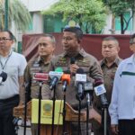 ตำรวจ คาด เย็นนี้ผู้ชุมนุมทะลุหมื่นคน จุดตรวจคัดกรอง เจอมีด 7 เล่ม คัตเตอร์ 17 เล่ม