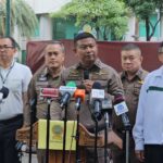 ตำรวจ คาด เย็นนี้ผู้ชุมนุมทะลุหมื่นคน จุดตรวจคัดกรอง เจอมีด 7 เล่ม คัตเตอร์ 17 เล่ม