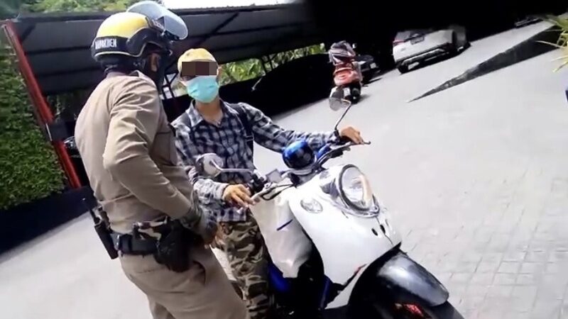 Burglar caught in Bangkok with stolen Buddha statues and amulets | News by Thaiger