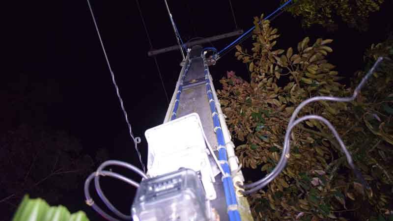 Orchard owner electrocuted by high-voltage wire in Chanthaburi | News by Thaiger