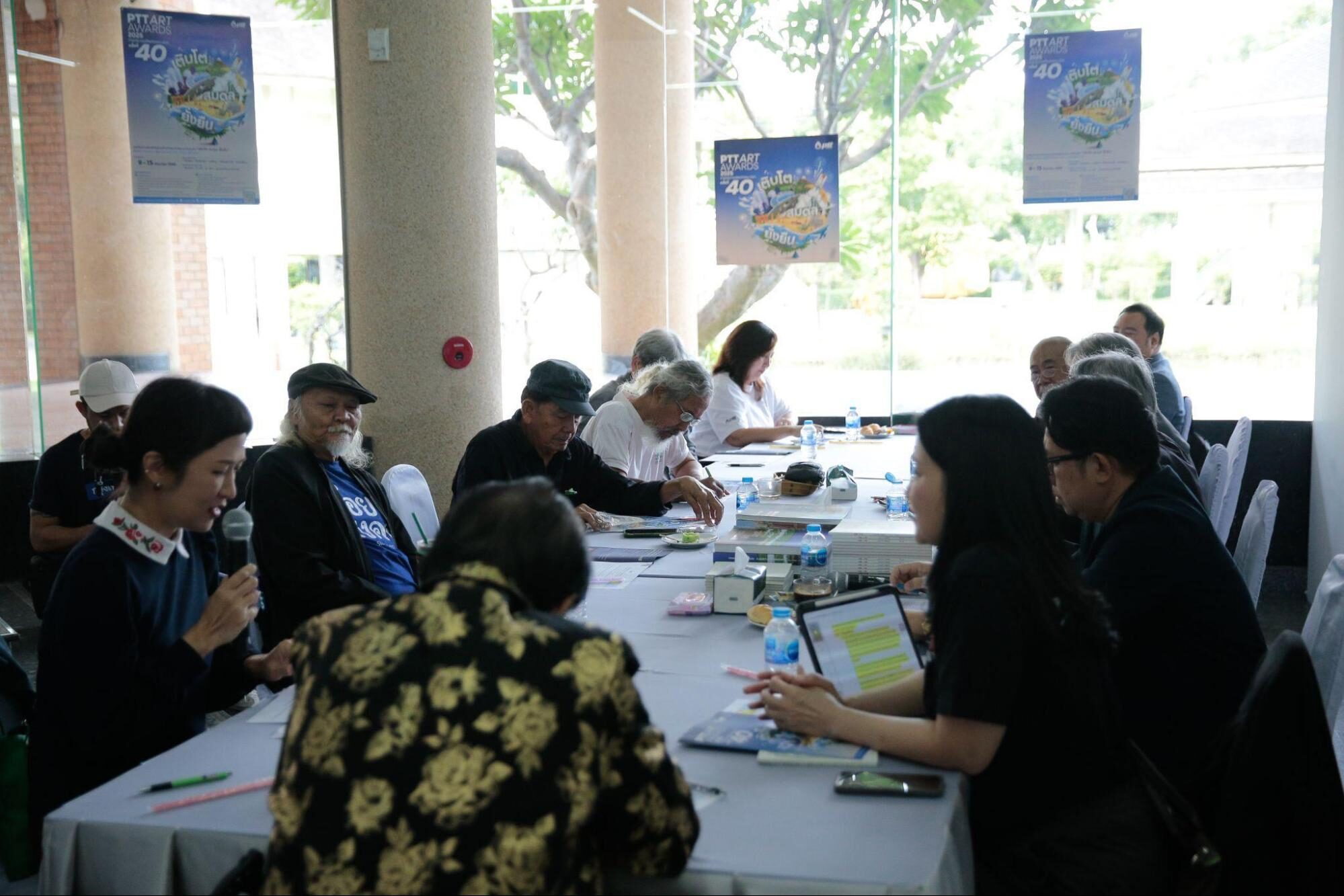 คณะกรรมการผู้ทรงคุณวุฒิร่วมตัดสินผลงาน คณะกรรมการผู้ทรงคุณวุฒิร่วมตัดสินผลงาน