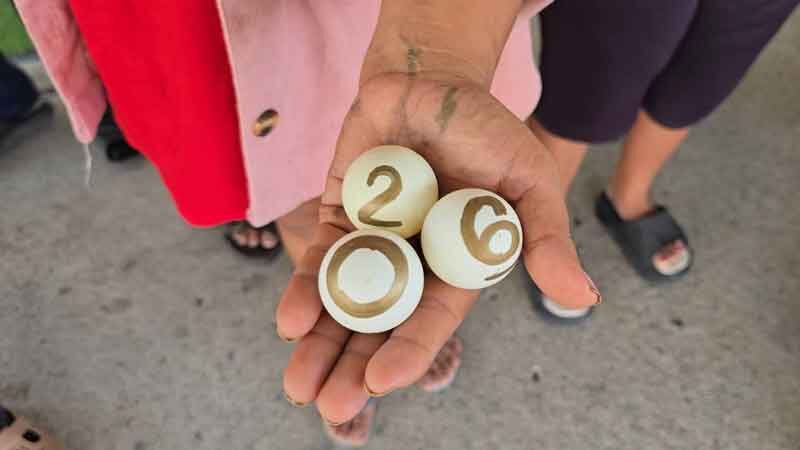 Chon Buri villagers celebrate big lottery win with monk's blessing | News by Thaiger