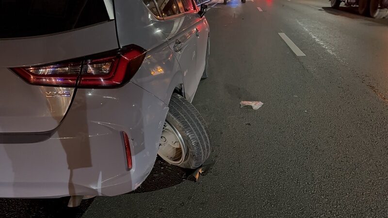 Mass motorcycle crash near Don Mueang Airport injures three | News by Thaiger