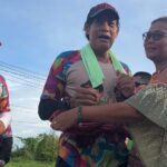บัวขาว ต้อนรับ ท็อป-ไทด์ วิ่งช่วยผู้สูงอายุ อึ้งเขย่าเซียมซี 2 ครั้ง เลขเดียวกันเป๊ะ เล็งเสี่ยงโชค