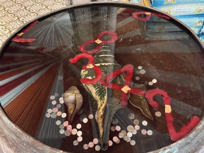 Woman wins 190,000 baht lottery after shrine visit | News by Thaiger