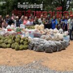 สุดคึกคัก ชาวบ้านแนวหลัง ขนทุเรียนจันท์ มอบให้ ทหารกล้า ด่านหน้า ปกป้องปราสาทตาเมืองธม