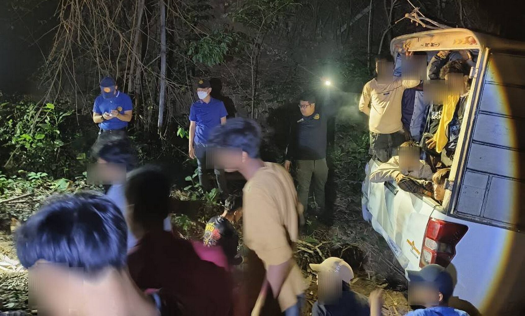 Thai police thwart migrant smuggling after truck stuck in mud | News by Thaiger