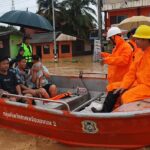 ฝนตกหนัก น้ำท่วมบ้าน ระดมเร่งช่วย ผู้ป่วยติดเตียง-ชาวบ้าน อพยพพ้นพื้นที่อุทกภัย