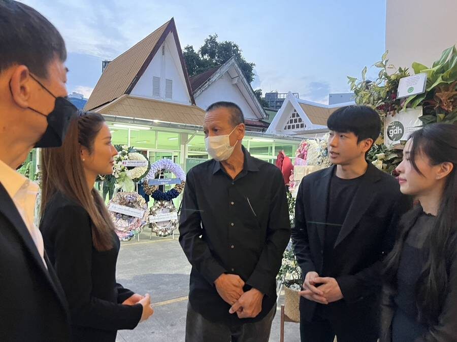 นนกุล สภาพจิตใจดีขึ้น แอฟ เคียงข้างไม่ห่าง - อ๊อฟ พงษ์พัฒน์ สวมกอดให้กำลังใจ