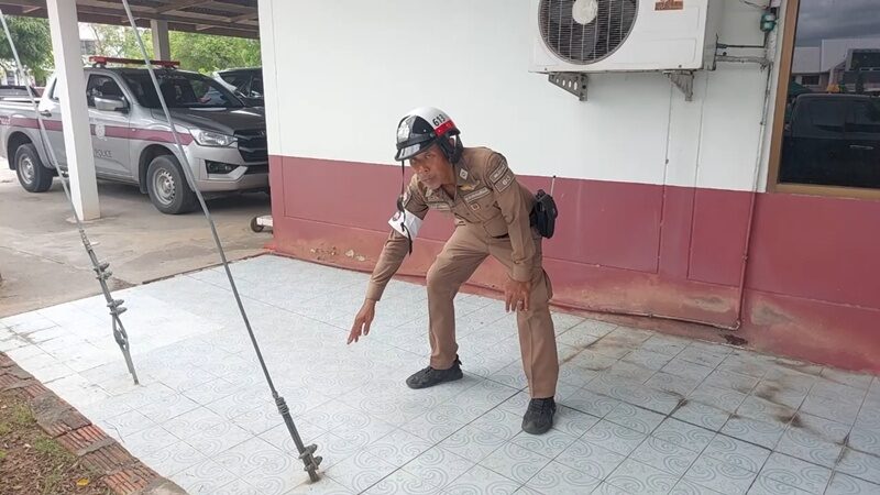 Man re-arrested for assaulting police in Pran Buri incident | News by Thaiger