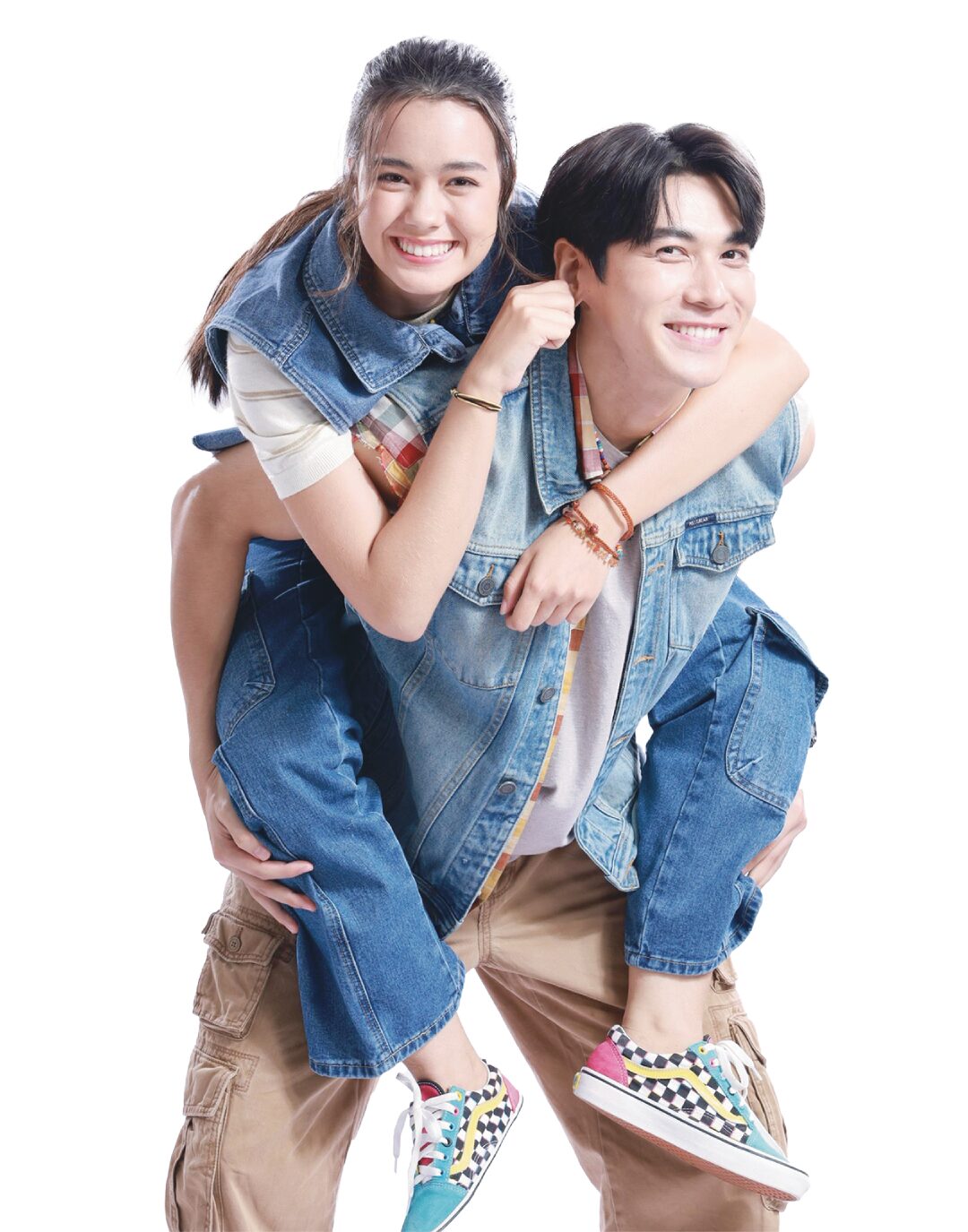 สกู๊ปบันเทิง - ‘สมิธ-เดนิส’เปิดศึกสุดม่วน ใน‘ผู้บ่าวสุดซ่าส์กะอีหล่าขาซิ่ง’