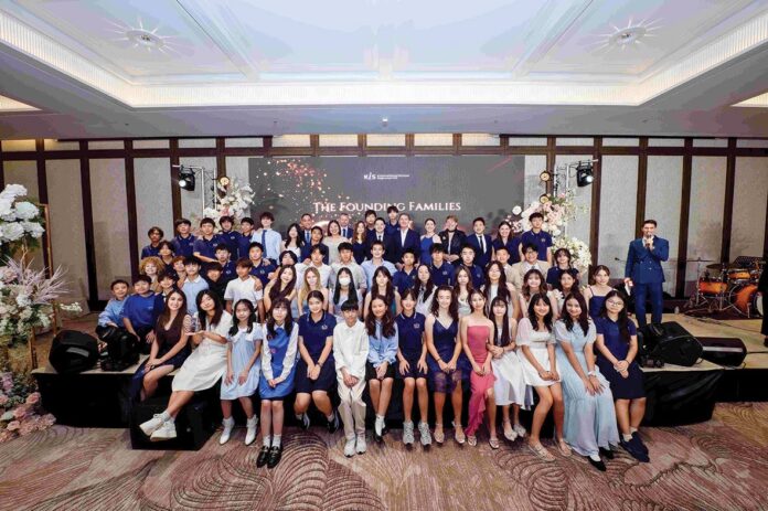 สดจากเยาวชน - สานสัมพันธ์อบอุ่น ฉลอง1ปีการเติบโต