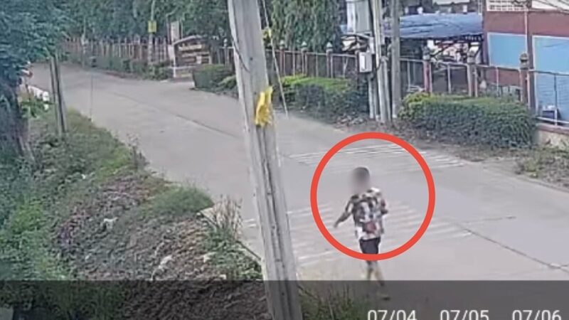 นักการเมืองหญิง พร้อมพาลูกมอบตัว หลังซิ่งเอ็มจีพุ่งชนรถตำรวจ ถูกยิงยาง 4 เส้น บดหนีต่อ เปิดภาพวงจรปิดจุดสุดท้ายที่เห็นตัว ด้าน เมียถูกจับเล่นพนันออนไลน์