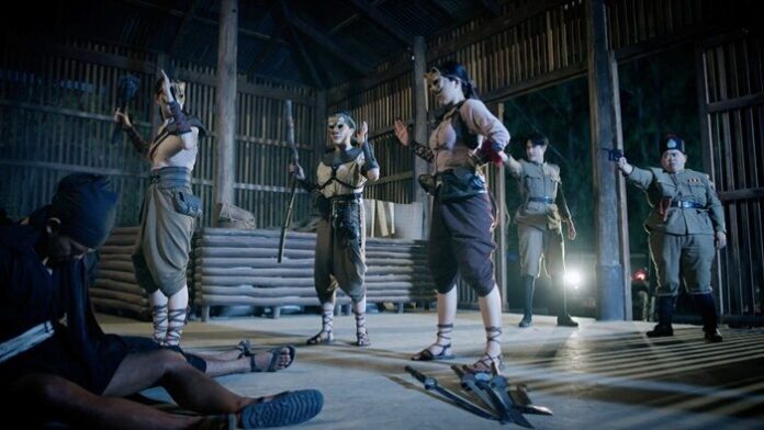 เรื่องย่อ 3 สาวโคกอีแร้ง แจ็คกี้ ชาเคอลีน รีเทิร์นคู่ขวัญ แม็ค ปวิช