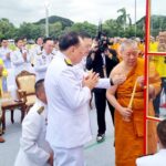 สมเด็จธงชัย สวดมนต์ถวาย ในหลวง ร.10 รมต.สุชาติ - ดร.มหานิยม ร่วมบุญใหญ่ พุทธมณฑล
