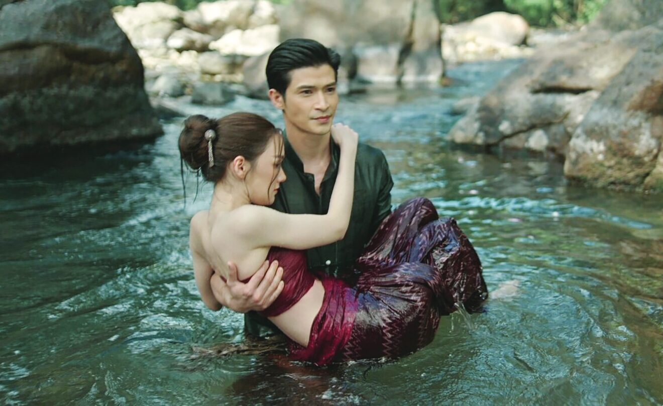 อาทิตย์ใส - ‘เดียร์น่า-ตูมตาม-ก้อง’ไหลลื่น พรหมลิขิตร่วมงาน‘ผาแดงนางไอ่’