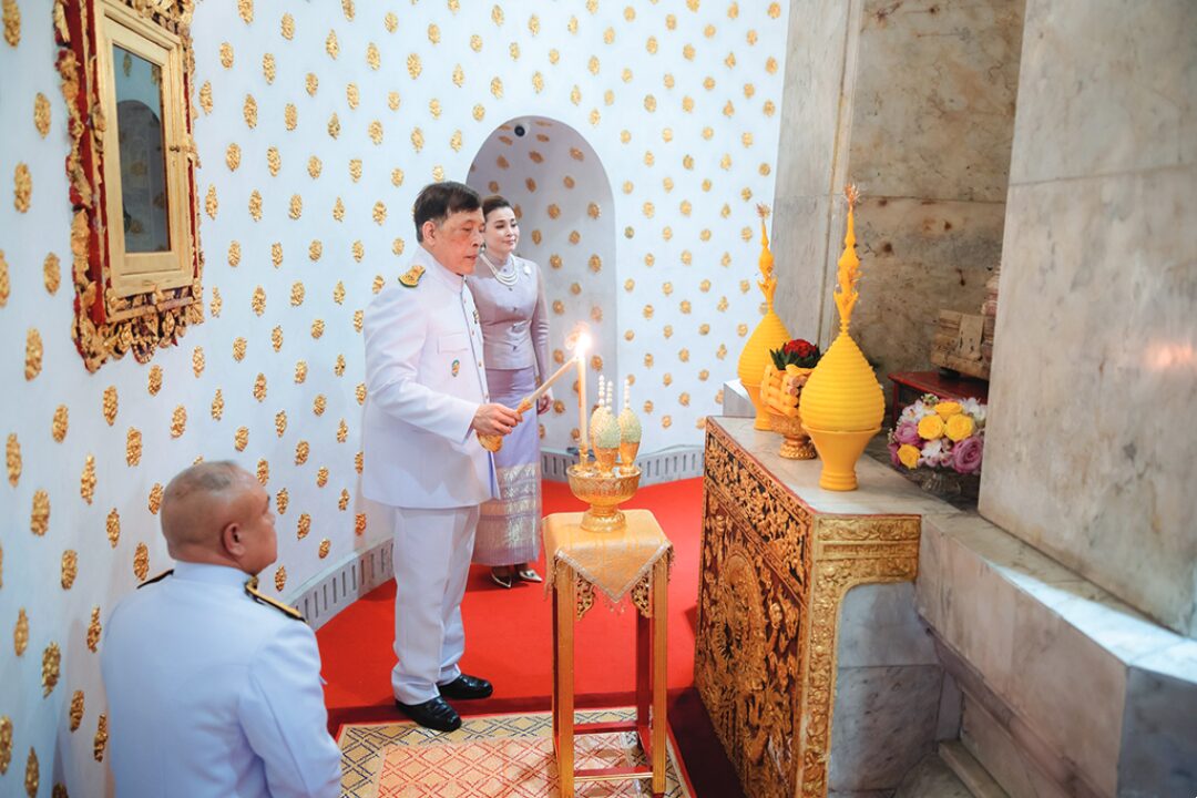 ข่าวสดพระเครื่อง - ปีติ-เสด็จฯวัดบวรนิเวศวิหาร ทรงบำเพ็ญราชกุศลเข้าพรรษา